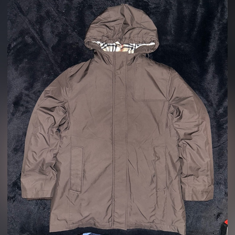 -Burberry Brown Hooded Full-Zip Coat 
-Size Medium